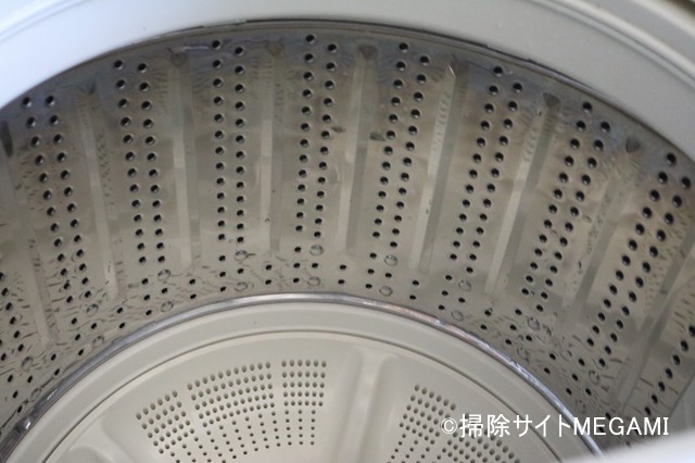 掃除してきれいになった洗濯槽