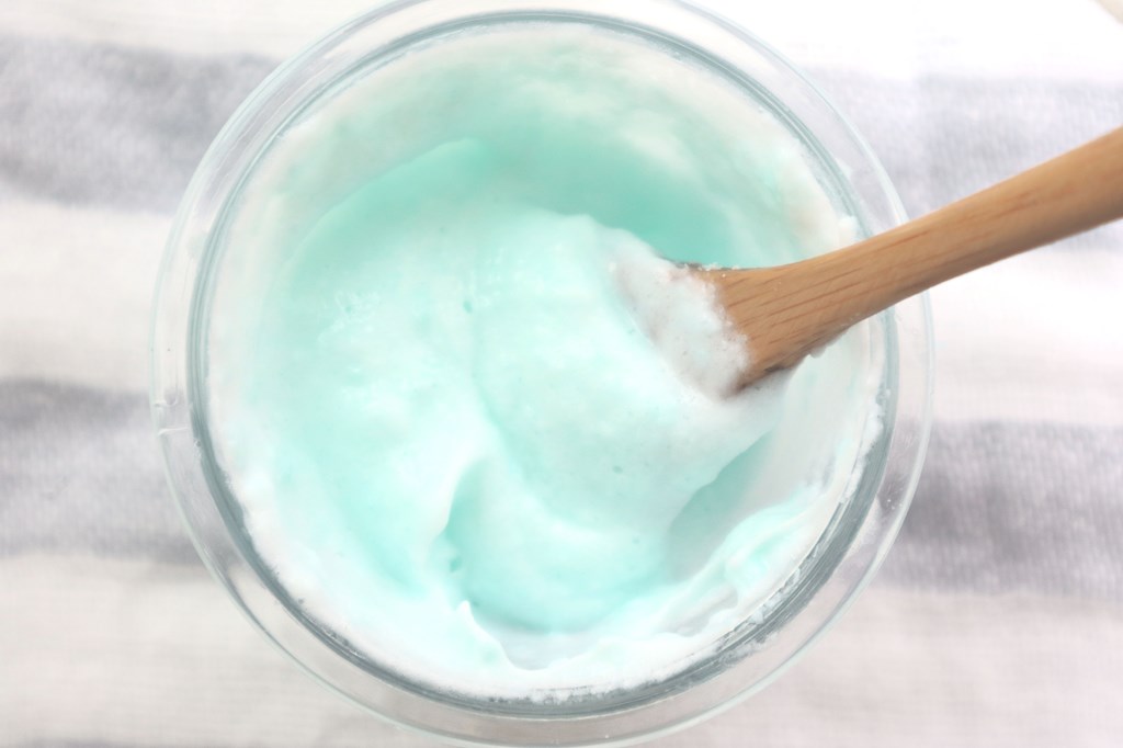 小さくなった石鹸を万能クリーム洗剤に復活させる方法!おすすめ掃除活用術・5選