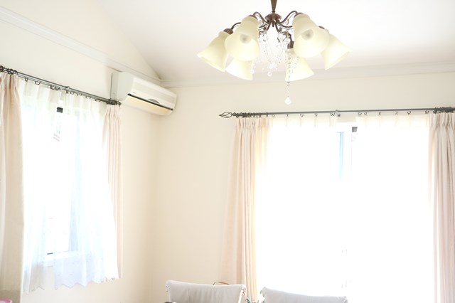 壁や天井を簡単に掃除する方法・ホコリがたまるのは床だけじゃない!