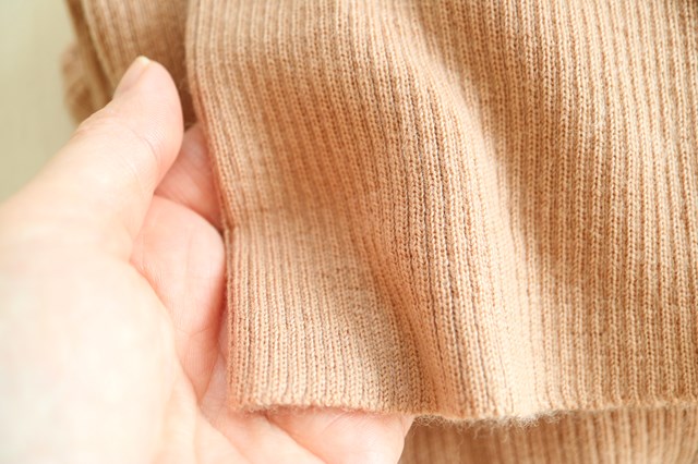 セーターの縮みを直す方法!トリートメントを使った簡単な戻し方!