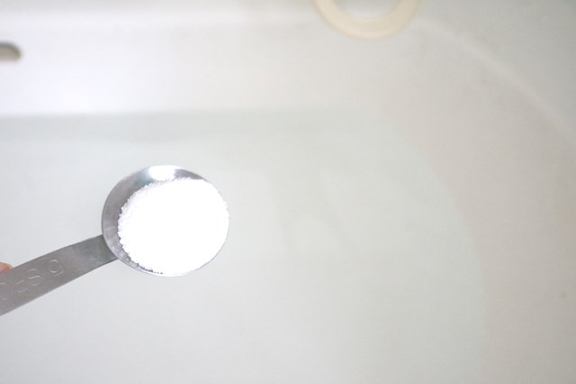 酸素系漂白剤を入れる