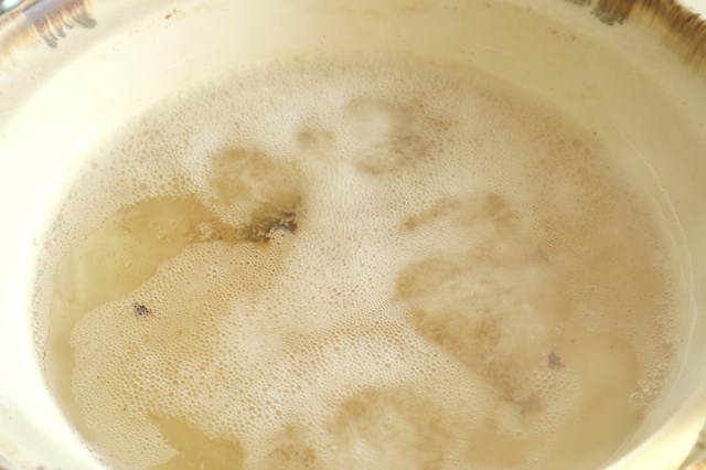 土鍋を煮沸する