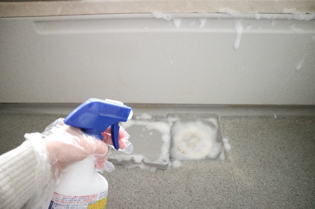 お風呂の排水溝の掃除